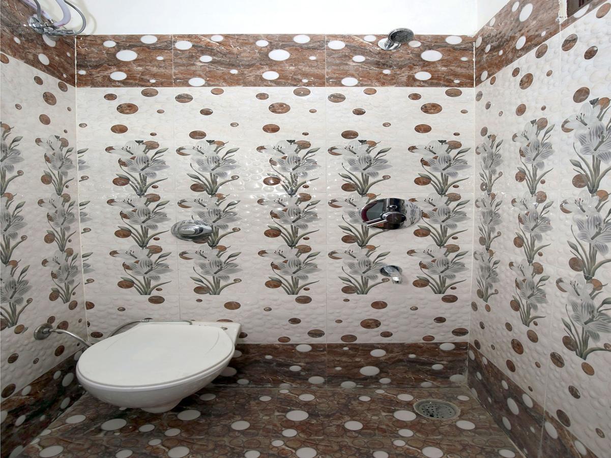 Oyo 10075 Hotel Kaydee Amritszár Kültér fotó